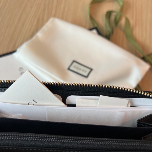 Gucci black zip wallet - Picture 5 of 6